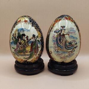 Vintage Japanese Satsuma Style Geisha Girls Decorative Art Eggs (2) with Stands